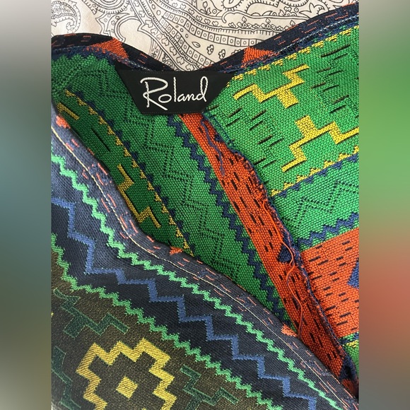 Roland Aztec printed poncho- - Picture 2 of 2